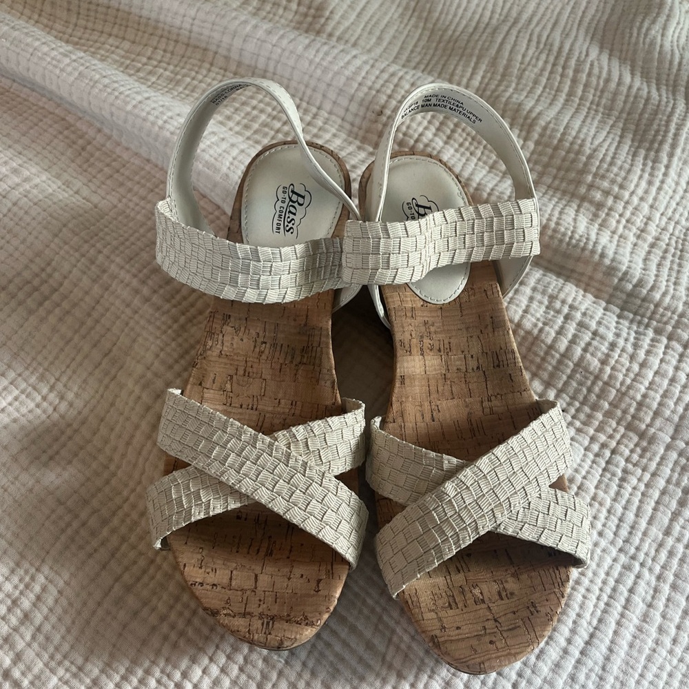 Bass womens wedge shoes size 10 - Picture 2 of 5